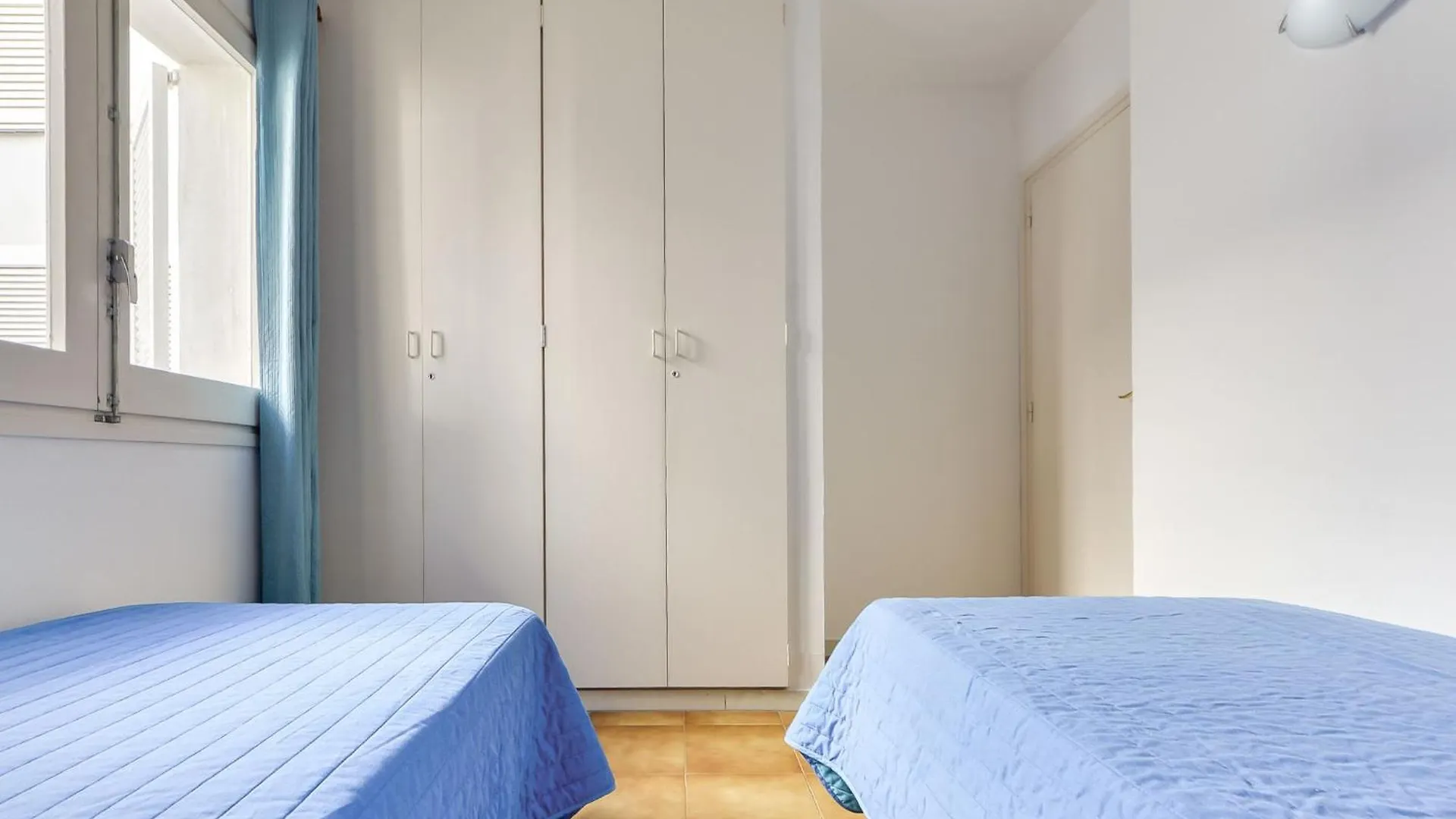Apartment Platja De Roses-10 By Interhome 0*, Roses